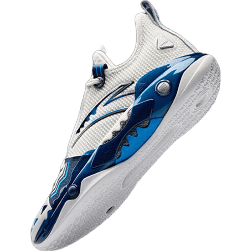 欧文同款狂潮5PRO篮球鞋踏上胜利的征程：安踏凯里·